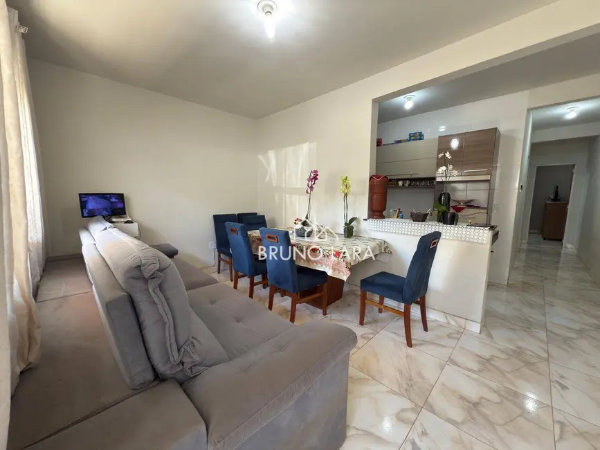 Casa com 2 quartos à venda, 180m2 em Sao Joaquim De Bicas - MG - imagem 5 Foto 5 de Casa com 2 quartos à venda, 180m2 em Sao Joaquim De Bicas - MG