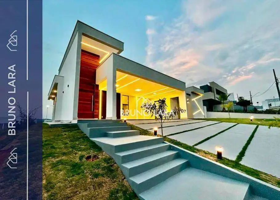 Foto 1 de Casa de Condomínio com 4 quartos à venda, 1000m2 em Betim - MG