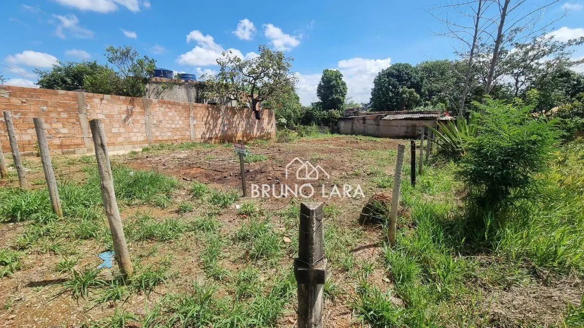 Foto 2 de Terreno / Lote à venda, 360m2 em Igarape - MG