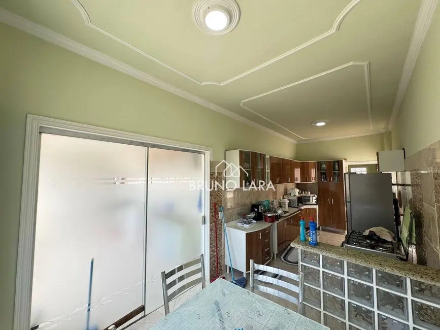 Foto 9 de Casa com 3 quartos à venda, 360m2 em Jardim Brasília, Betim - MG