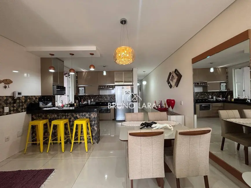 Foto 8 de Casa com 3 quartos à venda, 222m2 em Jardim Brasília, Betim - MG