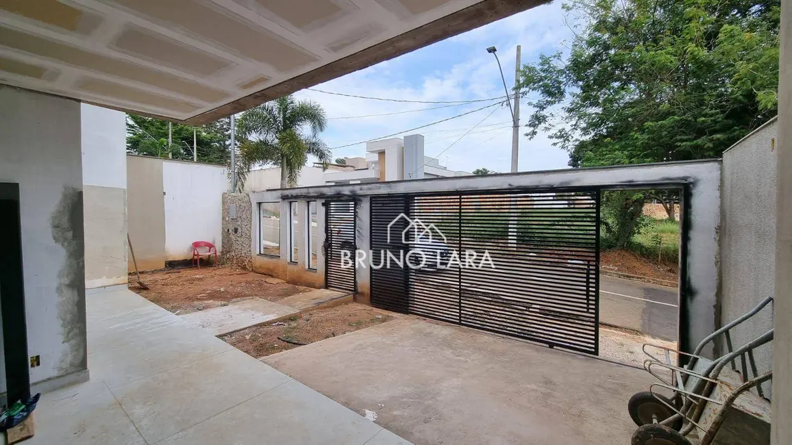 Foto 3 de Casa com 4 quartos à venda, 360m2 em Igarape - MG