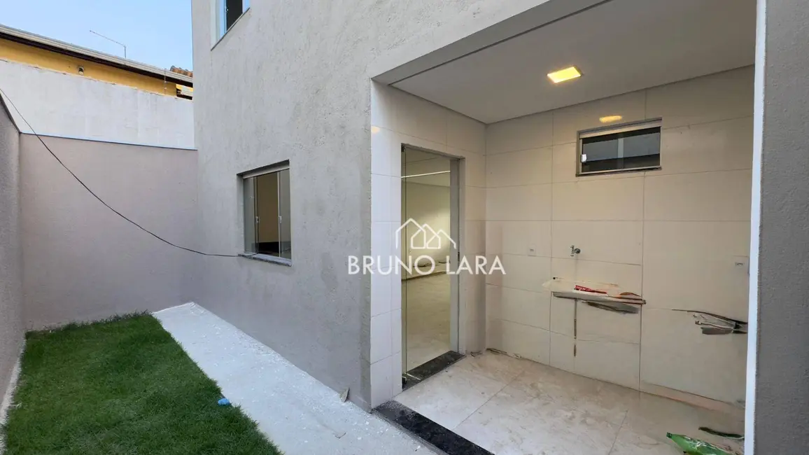 Foto 3 de Casa com 3 quartos à venda, 130m2 em Jardim Casa Branca, Betim - MG