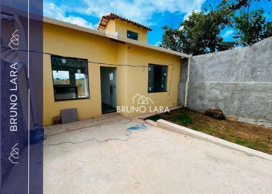 Foto 1 de Casa com 2 quartos à venda, 120m2 em Sao Joaquim De Bicas - MG