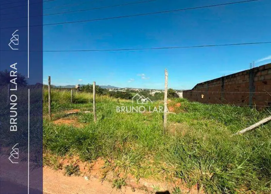 Foto 1 de Terreno / Lote à venda, 360m2 em Igarape - MG