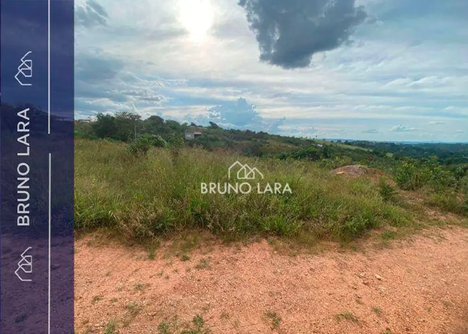 Foto 1 de Terreno / Lote à venda, 360m2 em Igarape - MG