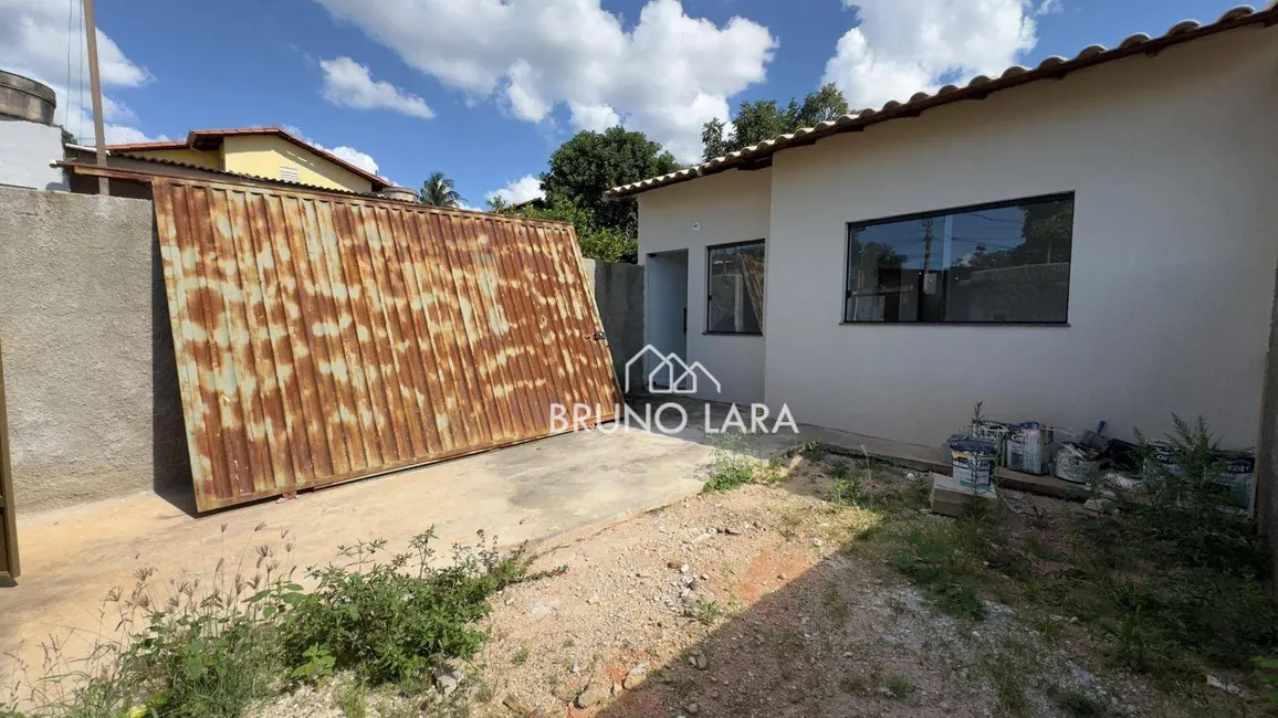 Foto 2 de Casa com 2 quartos à venda, 120m2 em Sao Joaquim De Bicas - MG