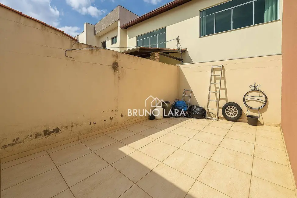 Foto 2 de Casa com 2 quartos à venda, 90m2 em Igarape - MG