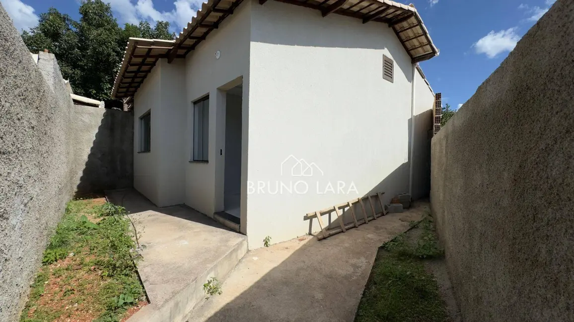 Casa com 2 quartos à venda, 120m2 em Sao Joaquim De Bicas - MG - imagem 4 Foto 4 de Casa com 2 quartos à venda, 120m2 em Sao Joaquim De Bicas - MG