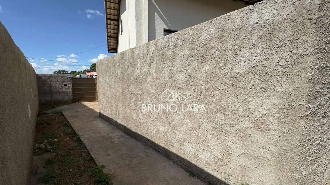 Casa com 2 quartos à venda, 120m2 em Sao Joaquim De Bicas - MG - imagem 3 Foto 3 de Casa com 2 quartos à venda, 120m2 em Sao Joaquim De Bicas - MG