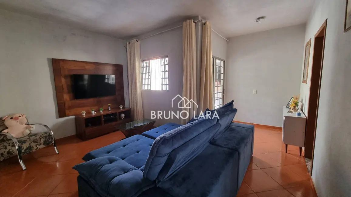 Foto 2 de Casa com 3 quartos para alugar, 320m2 em Igarape - MG