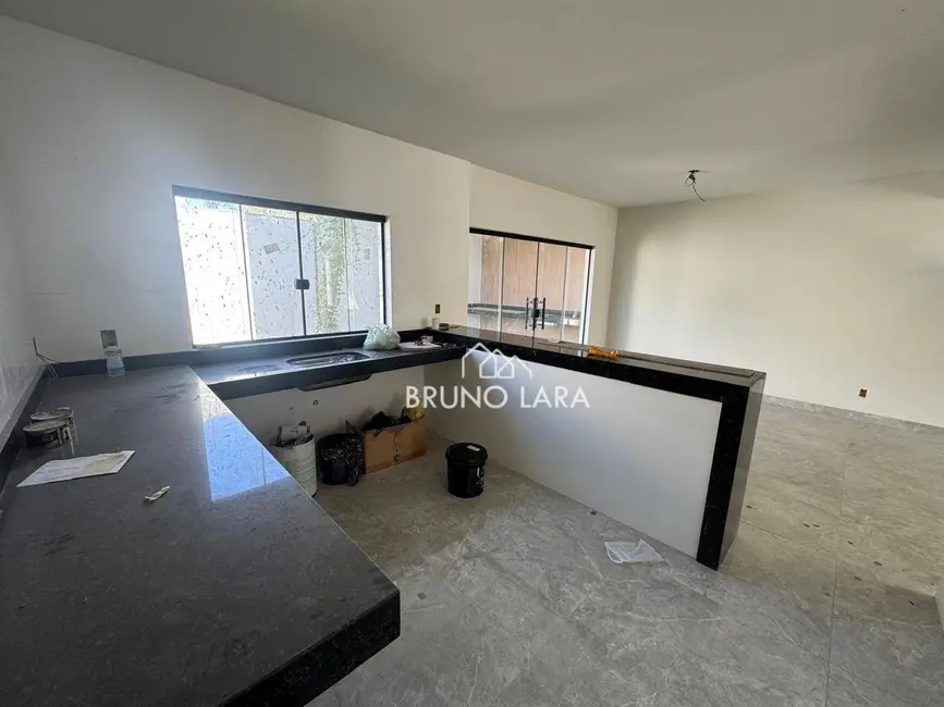 Foto 5 de Casa com 3 quartos à venda, 180m2 em Guarujá Mansões, Betim - MG