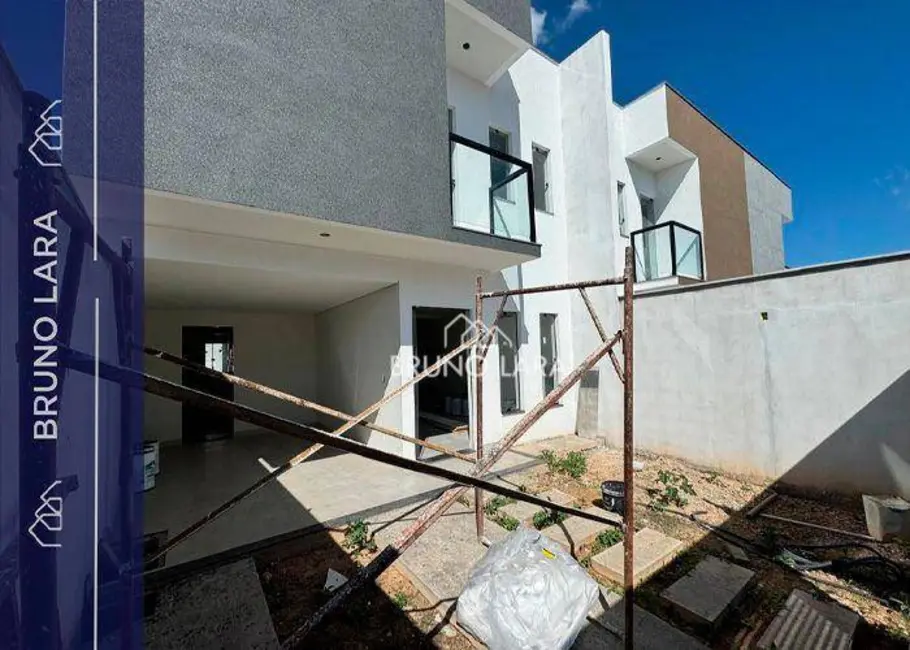 Foto 1 de Casa com 3 quartos à venda, 180m2 em Guarujá Mansões, Betim - MG