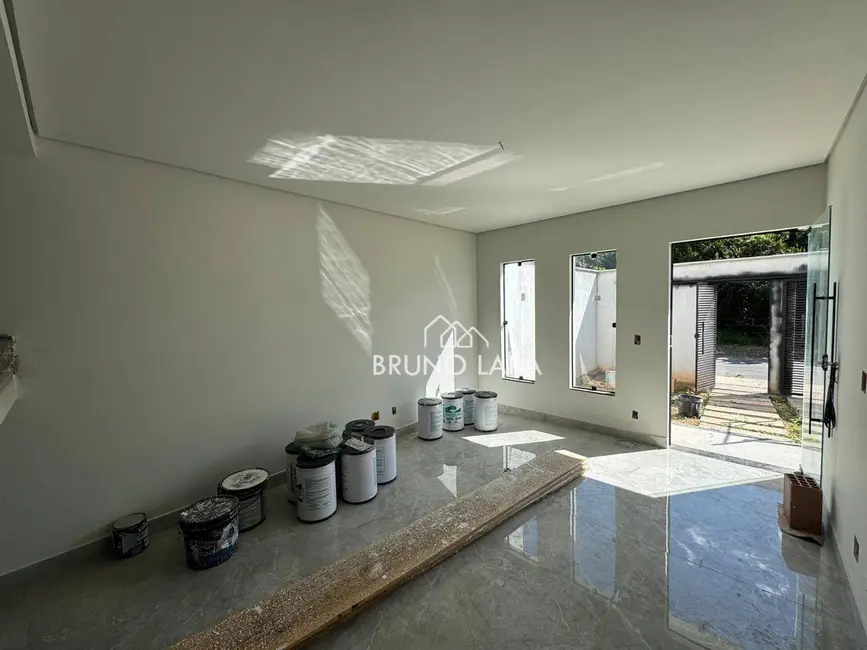 Foto 3 de Casa com 3 quartos à venda, 180m2 em Guarujá Mansões, Betim - MG