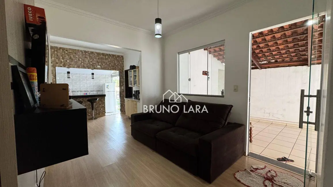 Casa com 2 quartos à venda, 224m2 em Igarape - MG - imagem 2 Foto 2 de Casa com 2 quartos à venda, 224m2 em Igarape - MG