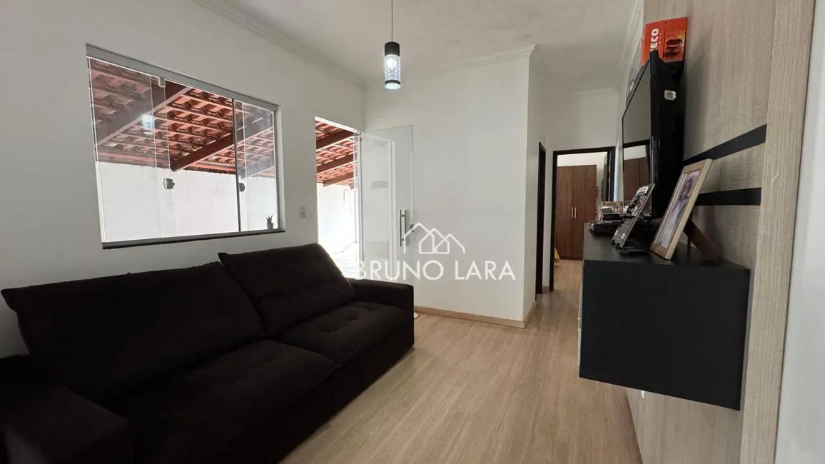 Casa com 2 quartos à venda, 224m2 em Igarape - MG - imagem 6 Foto 6 de Casa com 2 quartos à venda, 224m2 em Igarape - MG