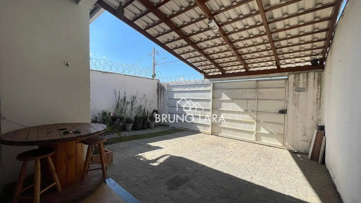 Foto 3 de Casa com 2 quartos à venda, 120m2 em Vila Verde, Betim - MG