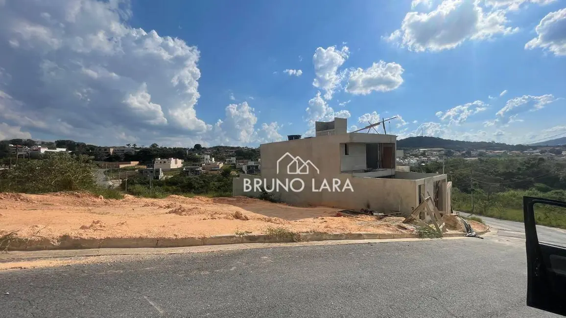 Terreno / Lote à venda, 372m2 em Guarujá Mansões, Betim - MG - imagem 6 Foto 6 de Terreno / Lote à venda, 372m2 em Guarujá Mansões, Betim - MG