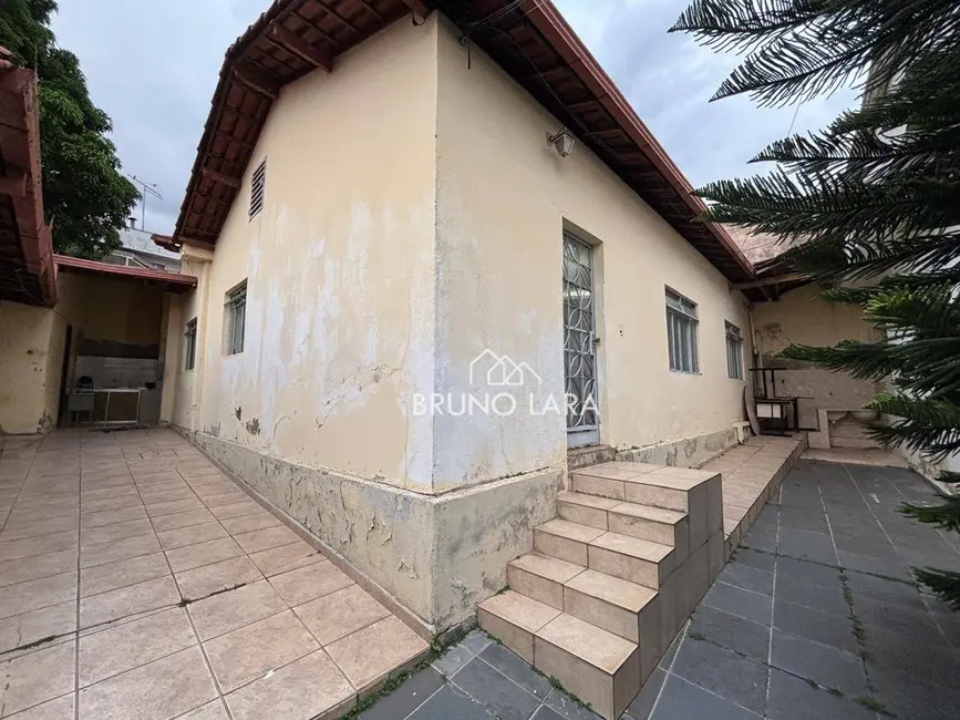 Foto 3 de Casa com 3 quartos à venda, 360m2 em Brasiléia, Betim - MG