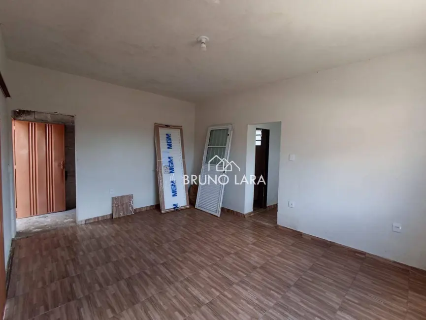 Loja para alugar, 40m2 em Igarape - MG - imagem 4 Foto 4 de Loja para alugar, 40m2 em Igarape - MG
