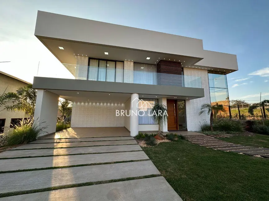 Foto 2 de Casa de Condomínio com 5 quartos à venda, 1000m2 em Igarape - MG