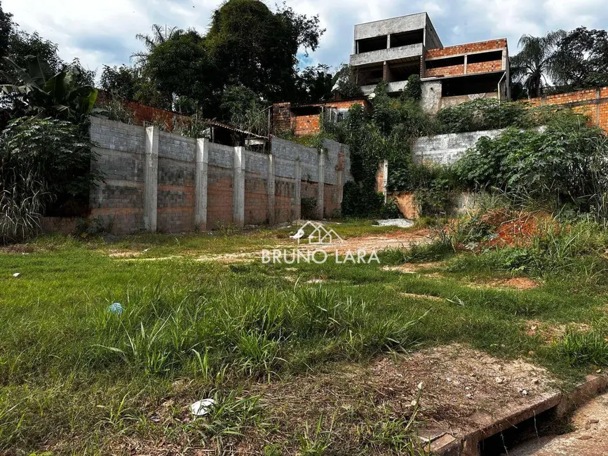 Foto 1 de Terreno / Lote à venda, 660m2 em Sao Joaquim De Bicas - MG