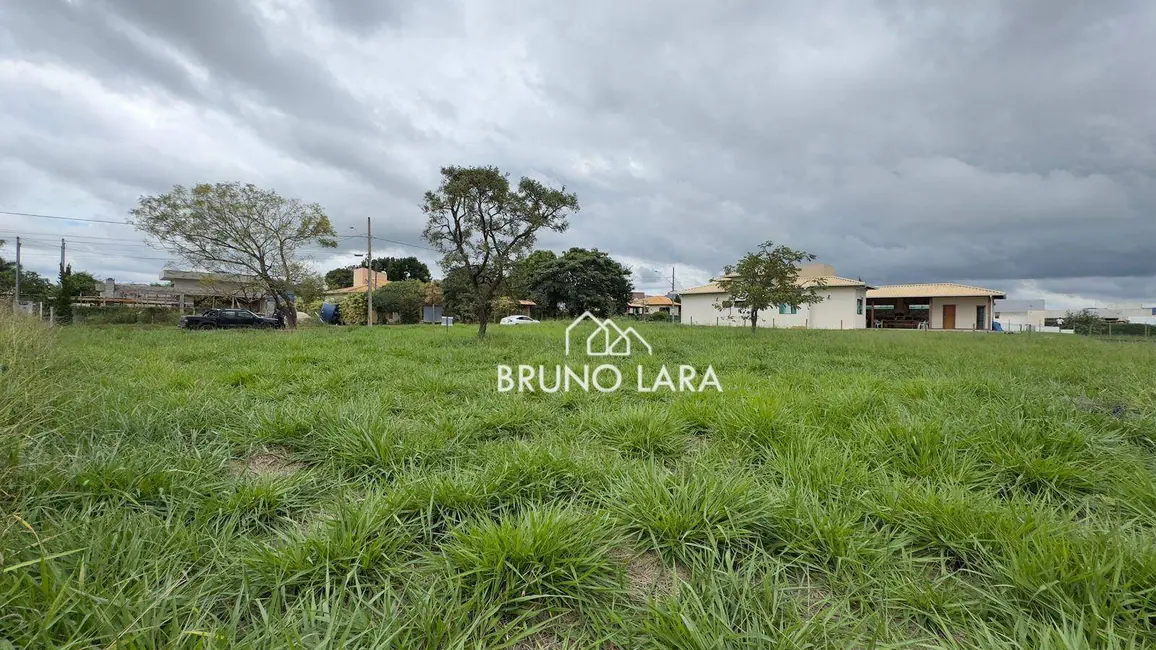 Foto 2 de Terreno / Lote à venda, 1000m2 em Igarape - MG