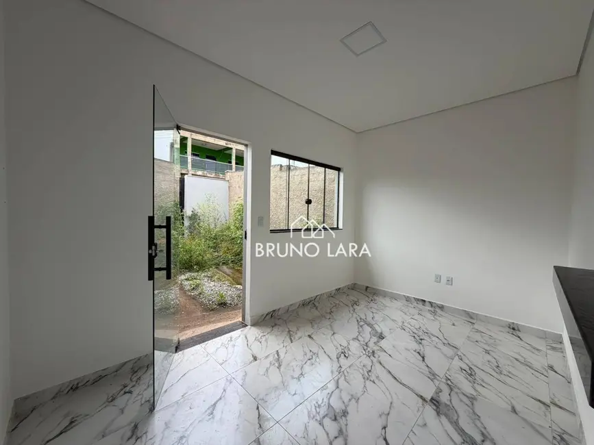 Foto 3 de Casa com 2 quartos à venda, 120m2 em Sao Joaquim De Bicas - MG