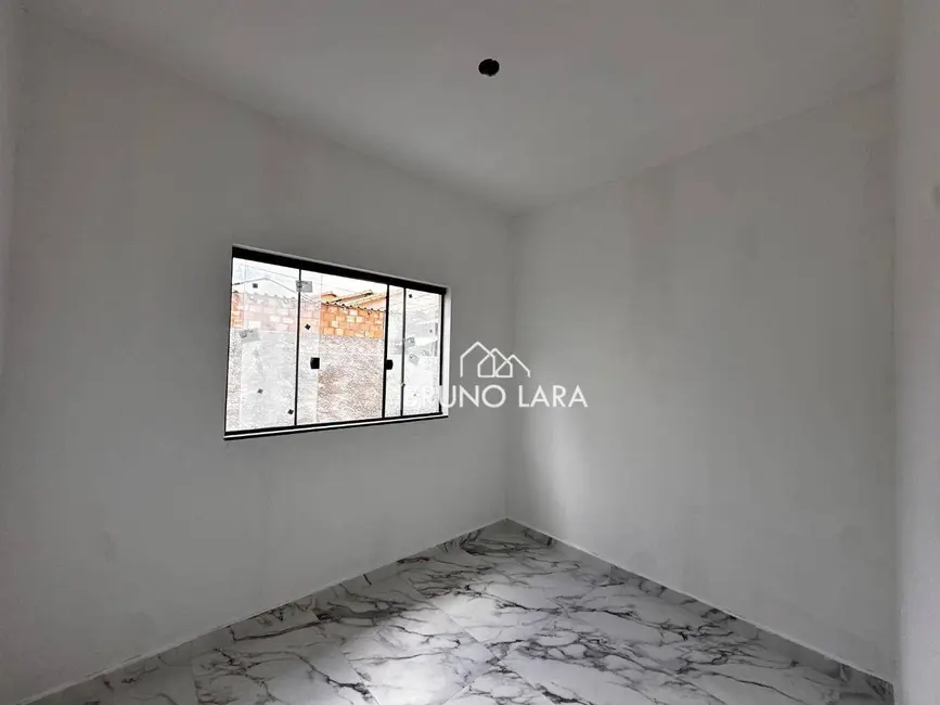 Foto 6 de Casa com 2 quartos à venda, 120m2 em Sao Joaquim De Bicas - MG