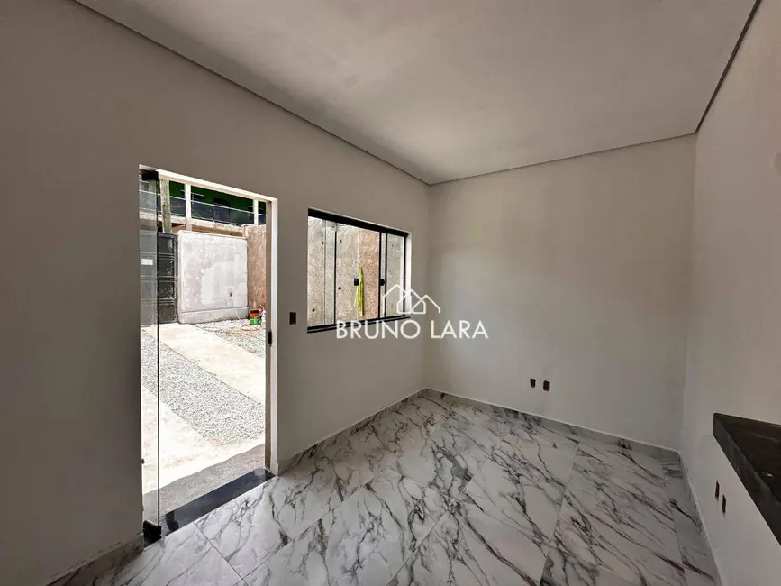 Foto 2 de Casa com 2 quartos à venda, 120m2 em Sao Joaquim De Bicas - MG