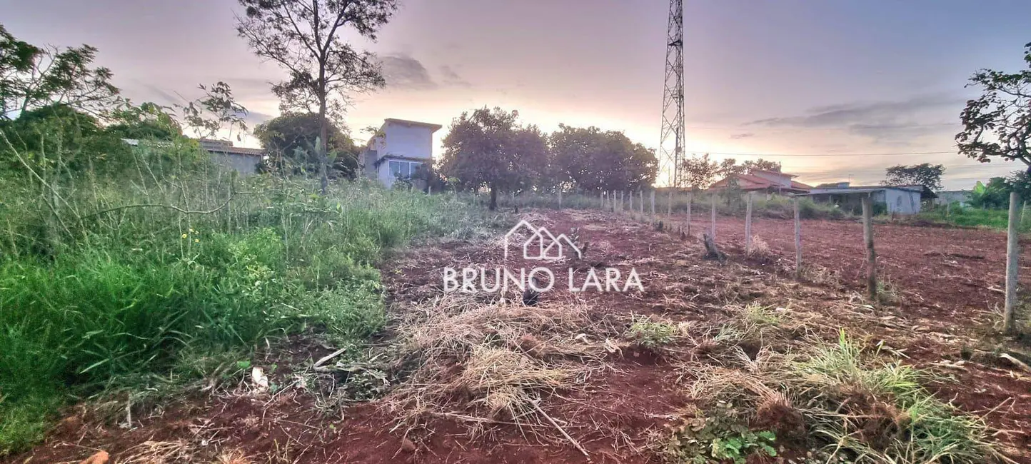 Foto 2 de Terreno / Lote à venda, 360m2 em Igarape - MG