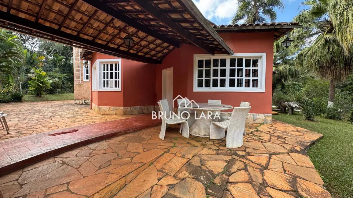 Foto 6 de Sítio / Rancho com 6 quartos à venda, 40000m2 em Itatiaiucu - MG