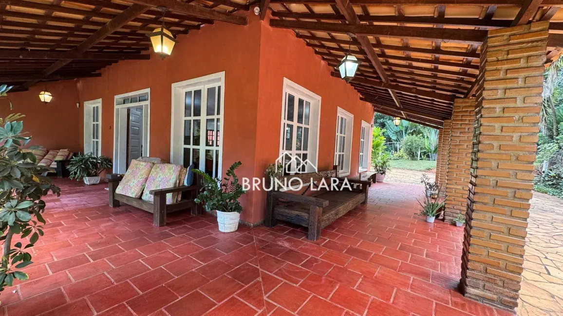 Foto 8 de Sítio / Rancho com 6 quartos à venda, 40000m2 em Itatiaiucu - MG