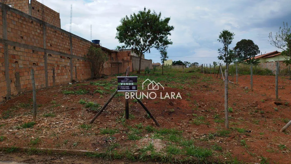 Foto 2 de Terreno / Lote à venda, 360m2 em Igarape - MG
