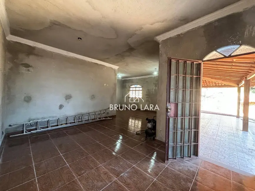 Foto 3 de Casa com 6 quartos à venda, 1000m2 em Igarape - MG