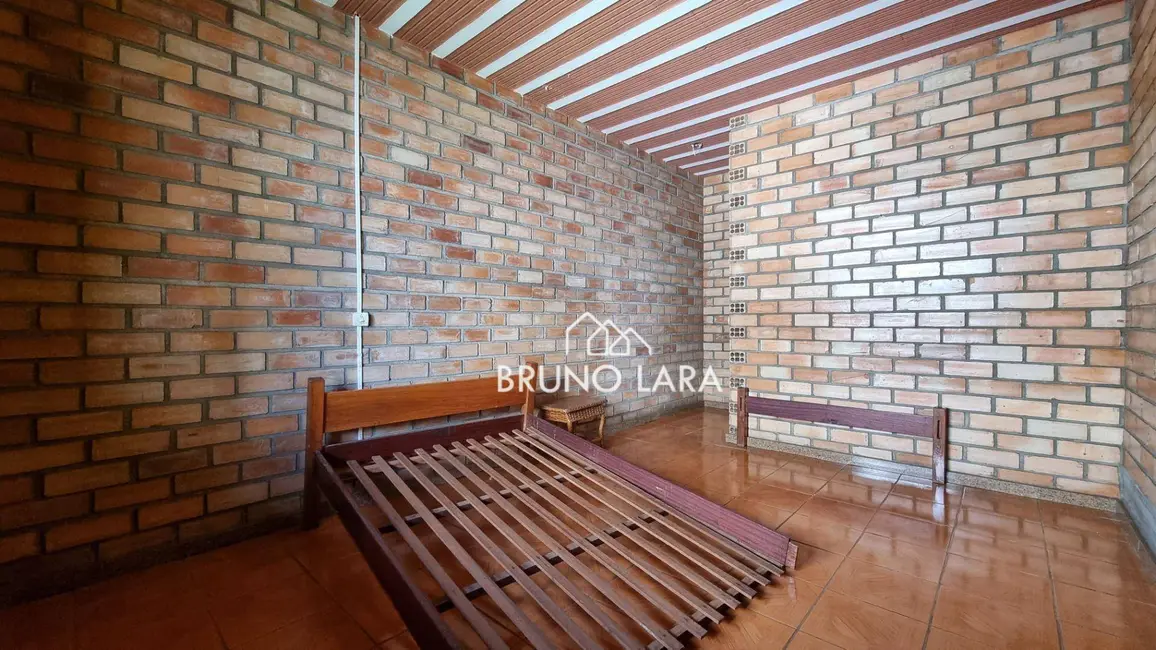 Casa com 2 quartos para alugar, 500m2 em Centro, Igarape - MG - imagem 8 Foto 8 de Casa com 2 quartos para alugar, 500m2 em Centro, Igarape - MG