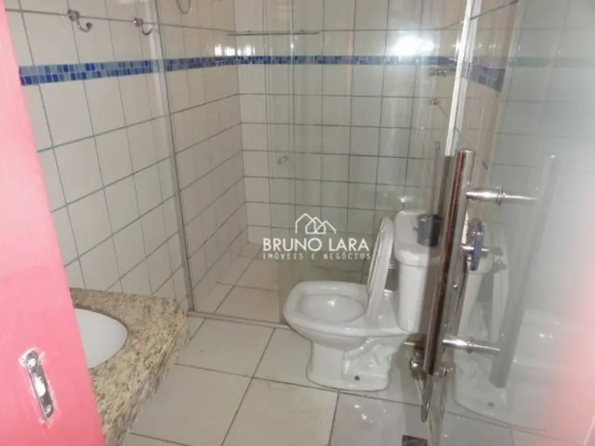 Foto 8 de Casa com 5 quartos para alugar, 120m2 em Centro, Igarape - MG