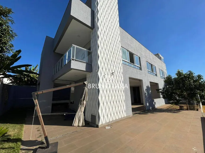 Foto 5 de Casa de Condomínio com 7 quartos à venda, 2000m2 em Igarape - MG