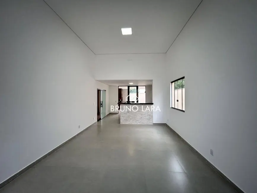 Foto 2 de Casa com 3 quartos à venda, 360m2 em Igarape - MG