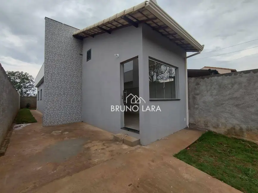 Foto 2 de Casa com 3 quartos à venda, 180m2 em Igarape - MG
