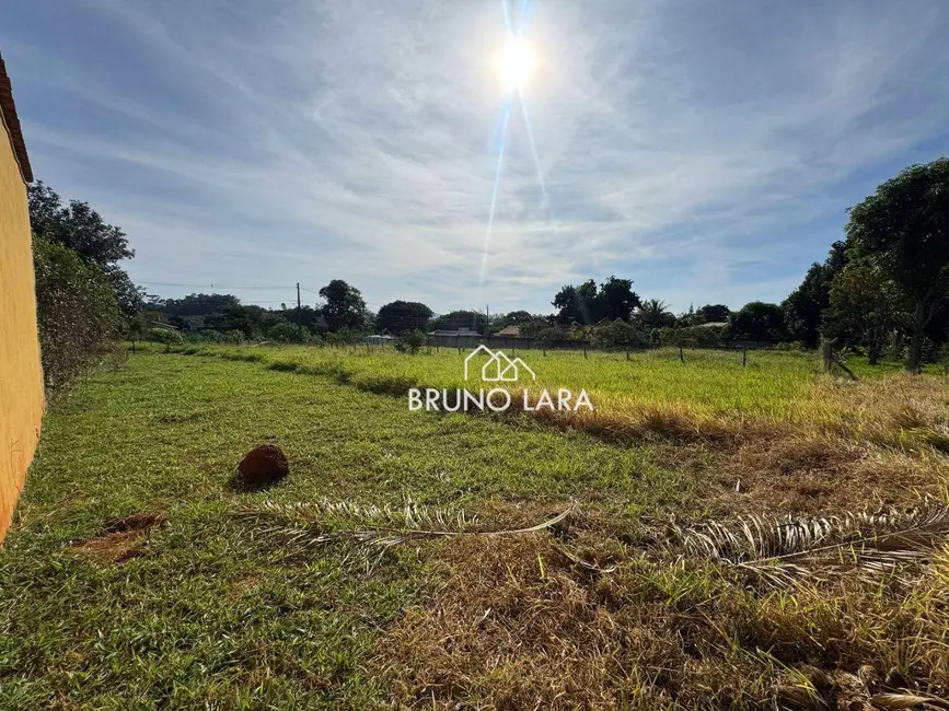 Foto 2 de Terreno / Lote à venda, 1000m2 em Igarape - MG