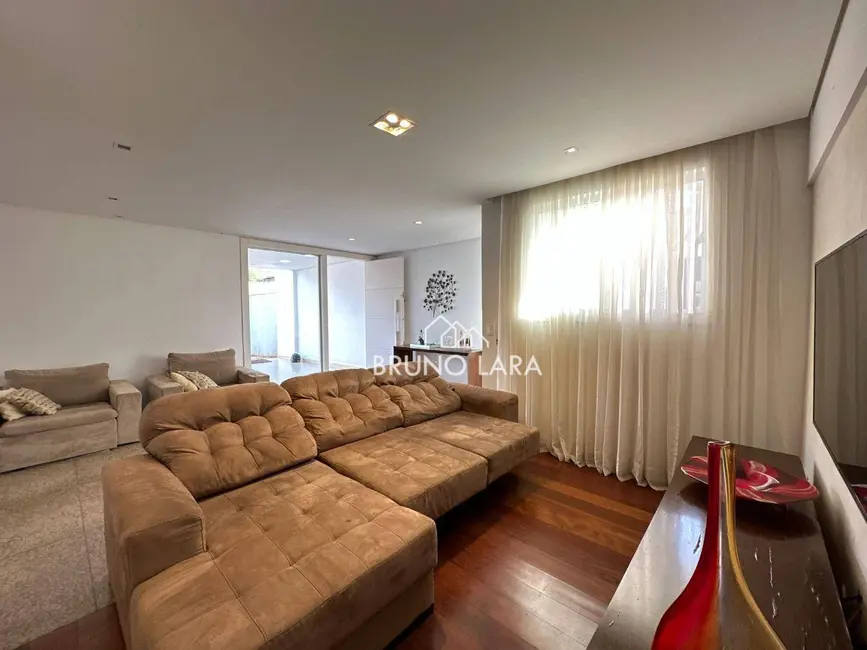 Casa com 3 quartos para alugar, 360m2 em Igarape - MG - imagem 9 Foto 9 de Casa com 3 quartos para alugar, 360m2 em Igarape - MG