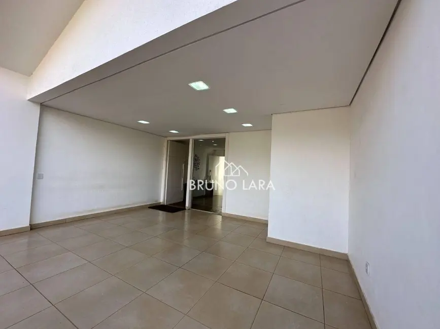 Casa com 3 quartos para alugar, 360m2 em Igarape - MG - imagem 4 Foto 4 de Casa com 3 quartos para alugar, 360m2 em Igarape - MG