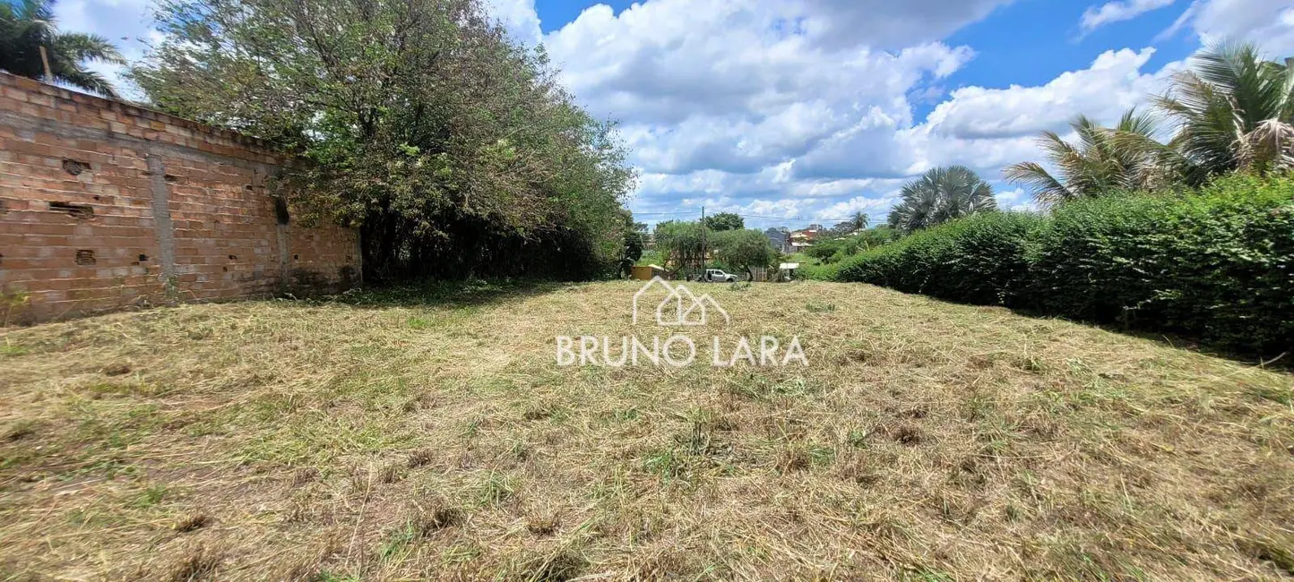 Foto 2 de Terreno / Lote à venda, 1000m2 em Igarape - MG