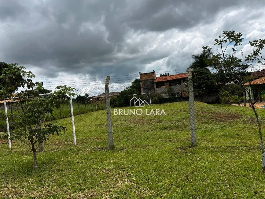 Foto 2 de Terreno / Lote à venda, 1000m2 em Igarape - MG