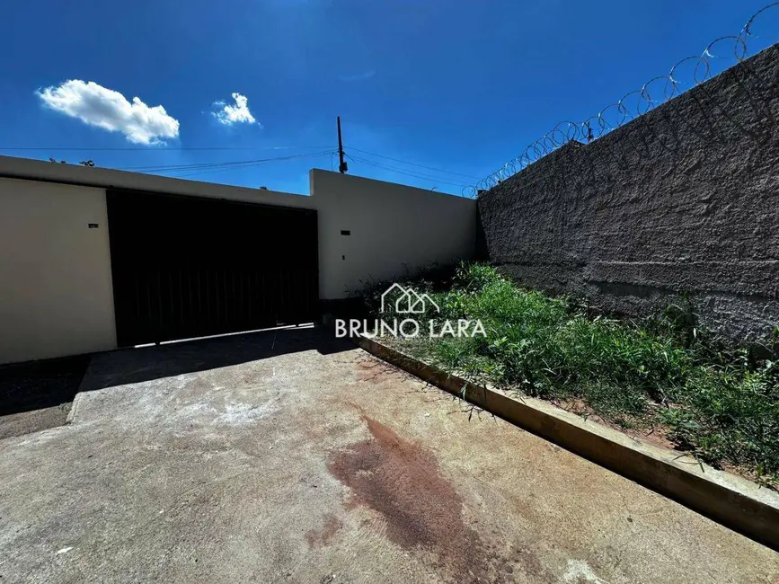 Foto 2 de Casa com 2 quartos à venda, 180m2 em Sao Joaquim De Bicas - MG
