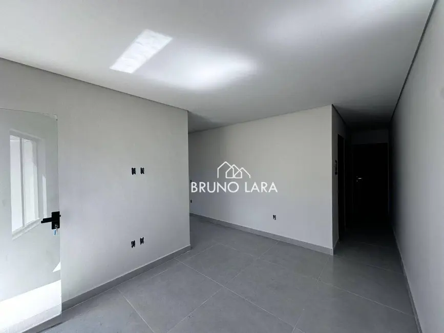 Foto 4 de Casa com 2 quartos à venda, 180m2 em Sao Joaquim De Bicas - MG