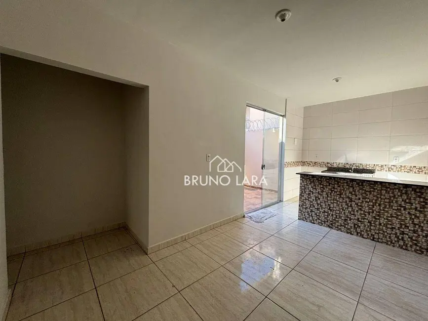 Foto 2 de Casa com 2 quartos à venda, 90m2 em Igarape - MG