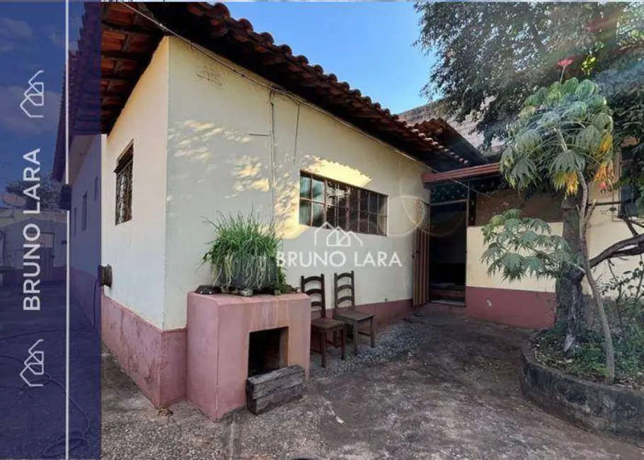 Foto 1 de Casa com 3 quartos à venda, 420m2 em Igarape - MG