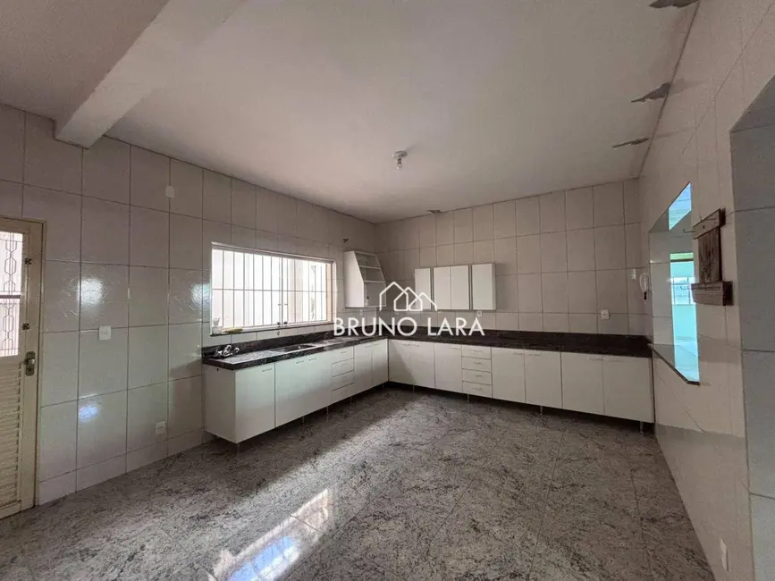 Foto 5 de Casa com 3 quartos para alugar, 540m2 em Igarape - MG